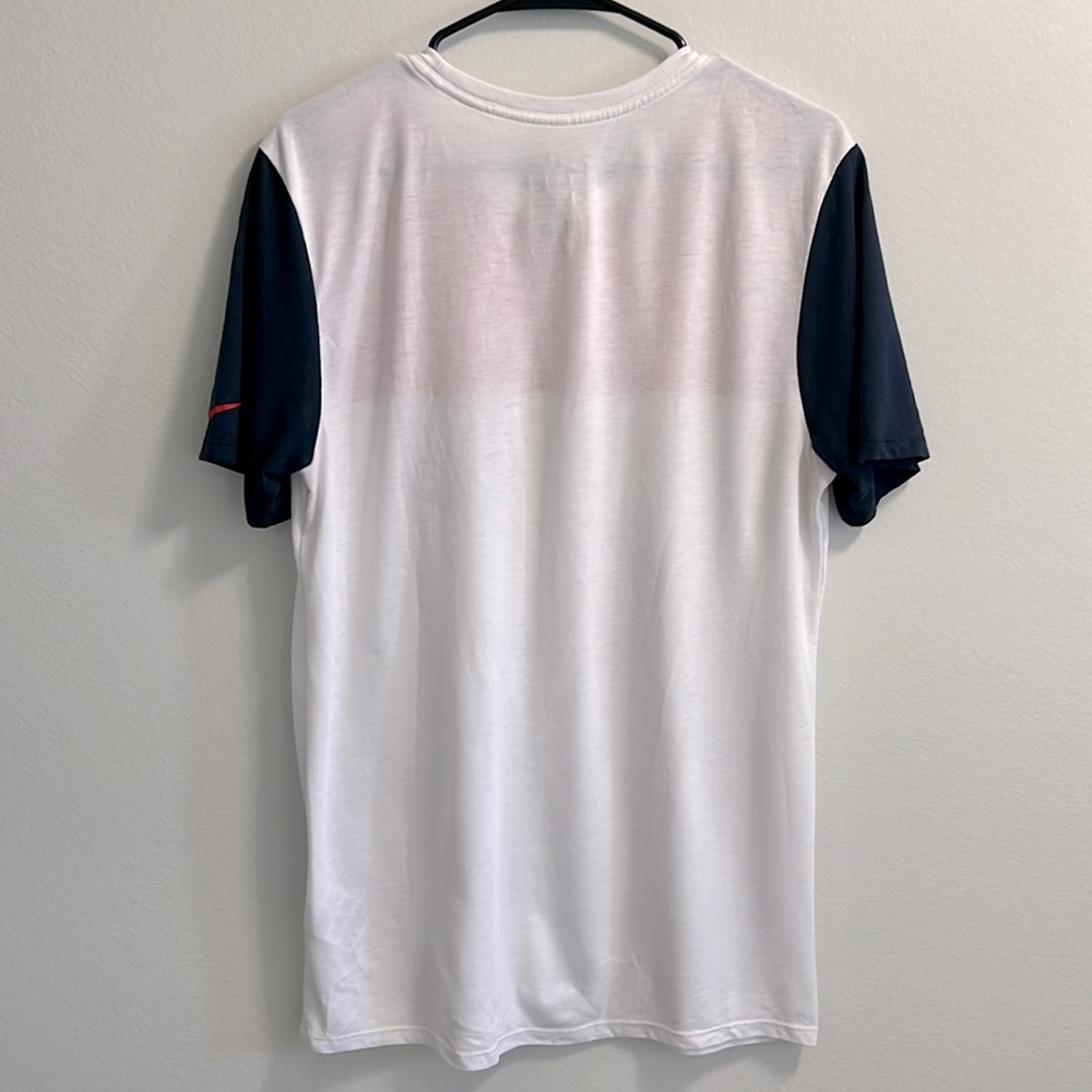 RARE 2015 NIKE DRI FIT KOBE BRYANT Mamba Pride 4th Of July Shirt MEDIUM - Picture 6 of 7